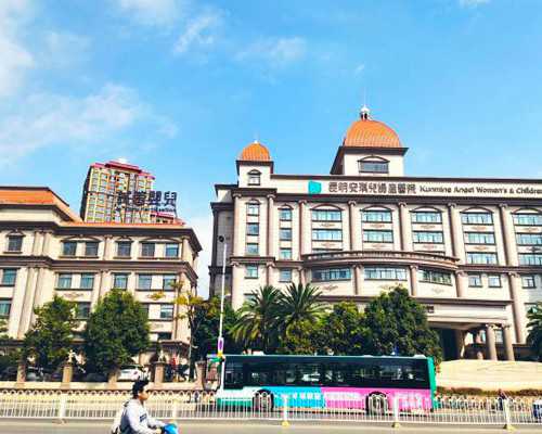 每日育儿知识小分享_育儿书籍哪个牌子好,孕期怎么预防自闭症