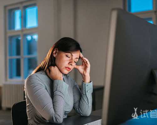 上海代生得多少钱,在上海做试管婴儿要多少钱（中介收费34926元）